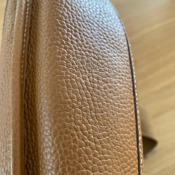 Camel colored Leather Women’s crossbody Bag - Picture 8 of 15